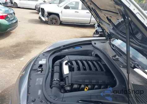 2010 Porsche Cayenne z USA, uszkodzony, nr VIN WP1AA2AP0ALA05321